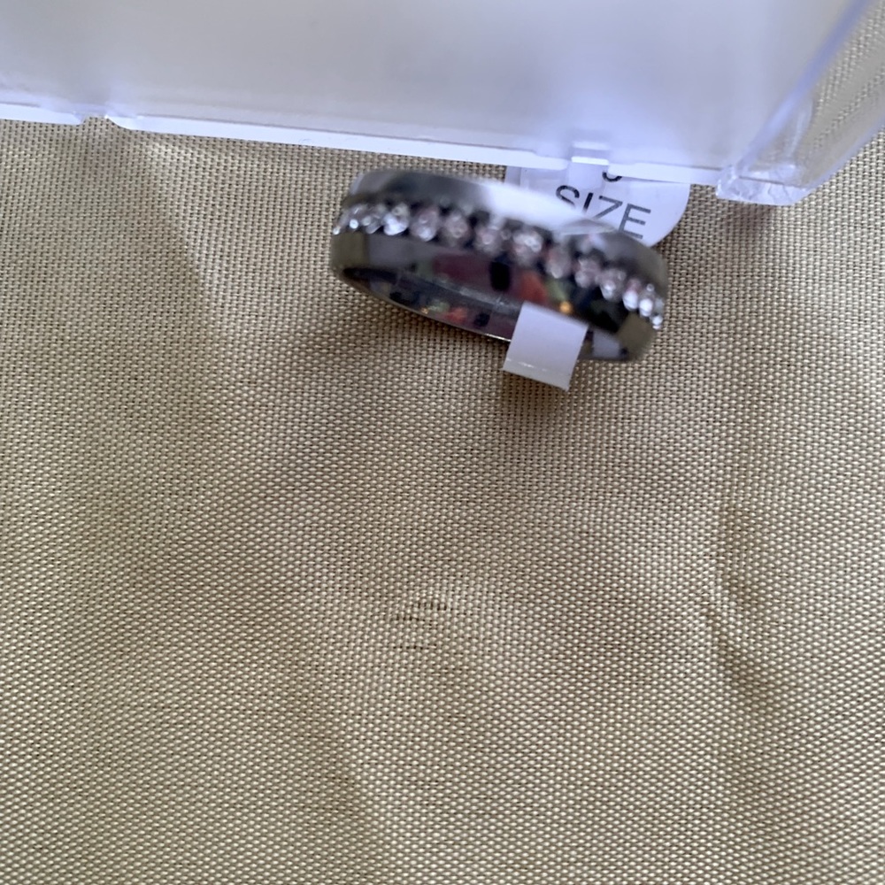 Zircon stainless steel engagement ring-Size 9
